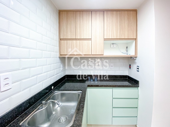 Casa de vila reformada e charmosa para locação! - Na Vila Mariana!