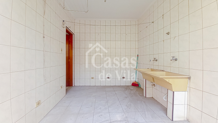 Casa de vila reformada para locação! - Em uma vila super bem localizada na Vila Nova Conceição | Itaim!