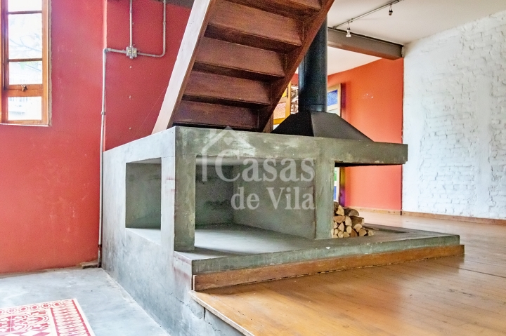 Casa de vila para venda! - Estilosa e agradável!