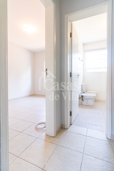 Uma graciosa casa de vila para venda! - Na Vila Olímpia! Ótima localização!