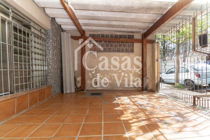 Casa à venda no Brookin! - Para reforma! Numa ótima localização!