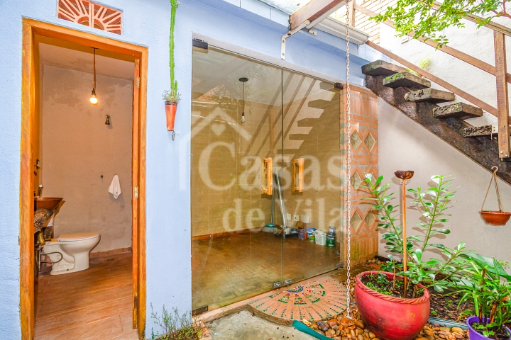 Casa de vila aconchegante para venda! - Na Vila Olímpia!