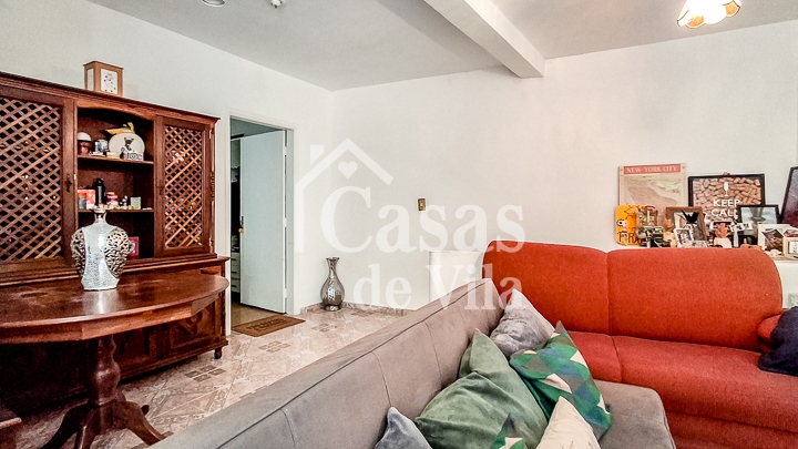 Casa de vila espaçosa para venda! - Na Vila Mariana!