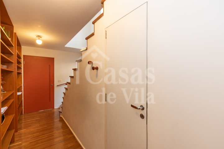 Linda casa de vila para venda! No Brooklin! - Muito agradável e pra lá de diferenciada!