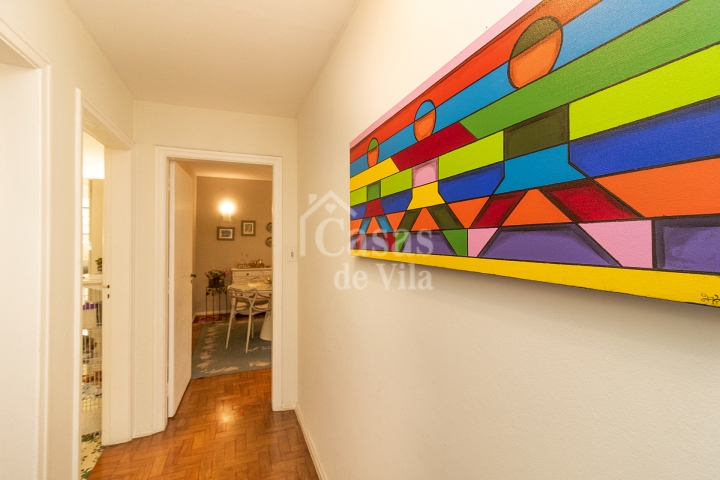 Uma casa de vila espaçosa e encantadora! - No Brooklin! Para venda!