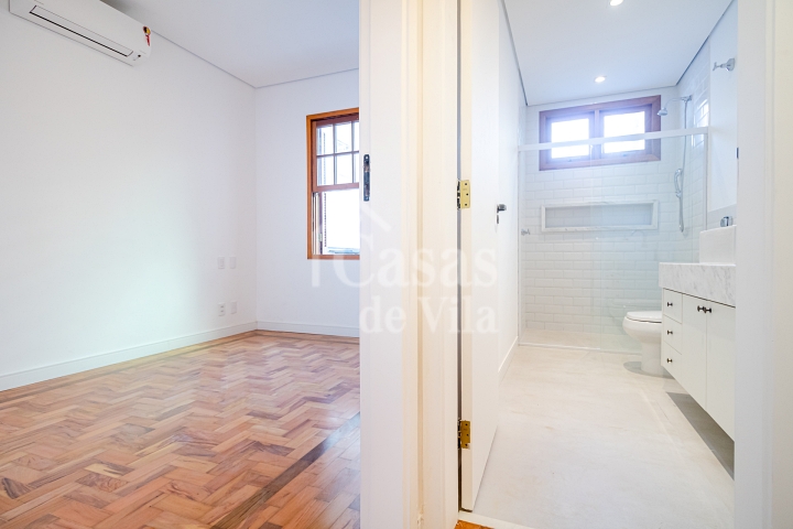 Toda reformada! Para venda ou locação! - Um sonho de casa de vila na Bela Vista!