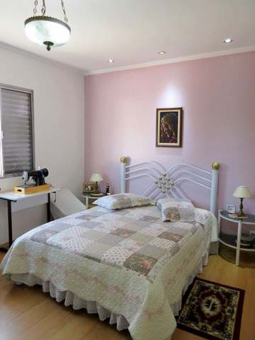 Casa de vila para venda! - No Jardim Hípico!