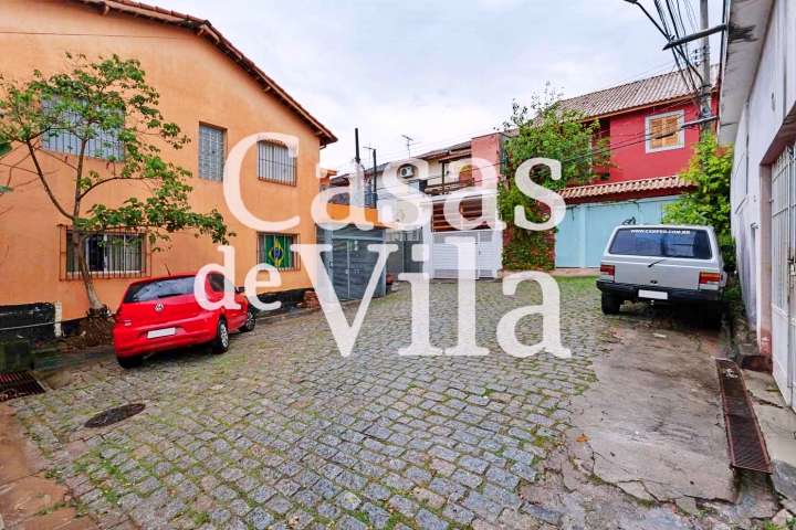 Casa de vila toda reformada para venda! - No Planalto Paulista! 