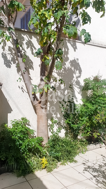 Uma confortável casa de vila!  - No Brooklin para venda!