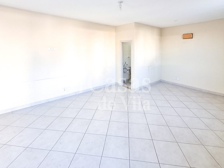 Casa de vila para locação comercial! - Ótima localização na Chácara Flora