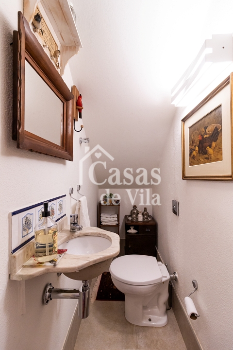 Uma graça de casa de vila para venda! - Na Vila Olímpia!