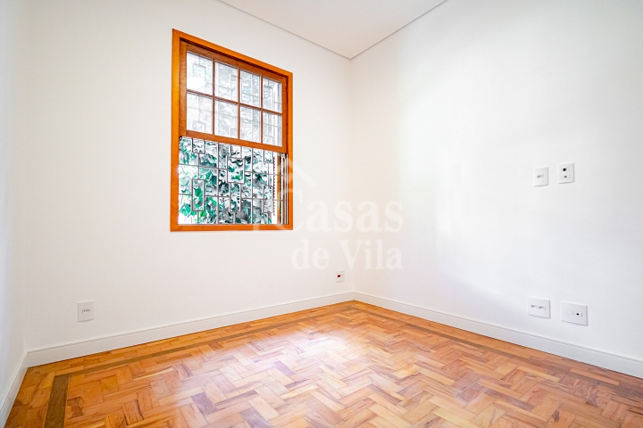 Toda reformada! Para venda ou locação! - Um sonho de casa de vila na Bela Vista!