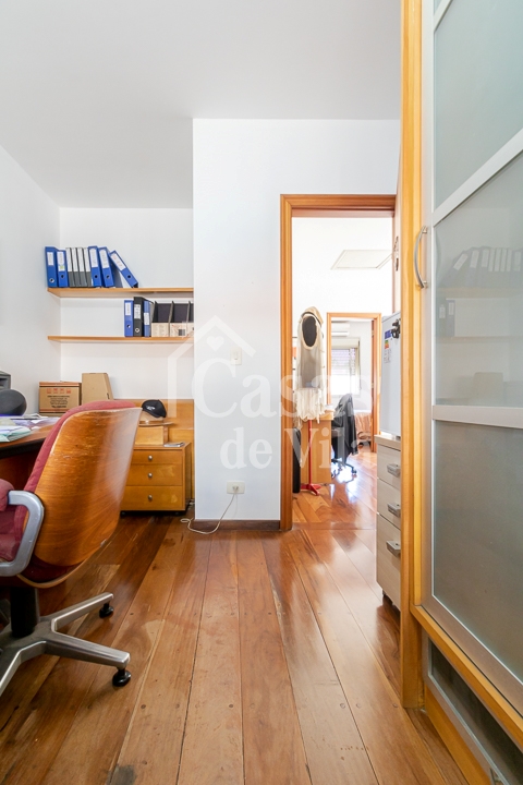 Casa de vila confortável para venda! - No Campo Belo!
