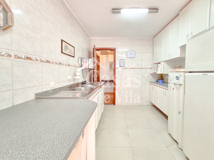 Casa de vila beemmm espaçosa para venda! - No Brooklin Paulista! Muitas facilidades nas proximidades!