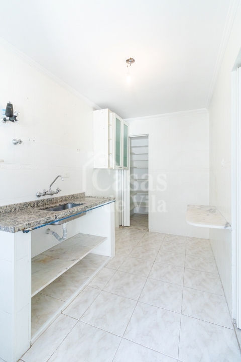 Uma graciosa casa de vila para venda! - Na Vila Olímpia! Ótima localização!