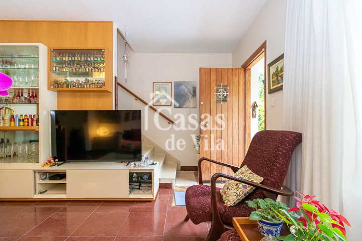 Casa de vila charmosa para venda! - No Itaim Bibi! Excelente localização!