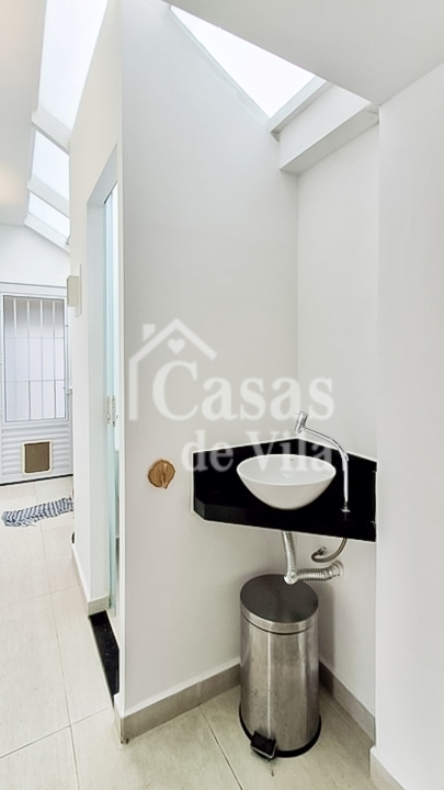 Casinha de vila simpátia para locação! - Reformada no bairro Vila Congonhas/Campo Belo! 