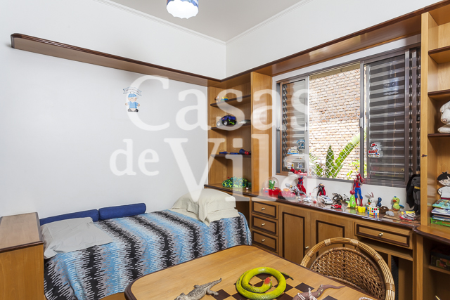 Casa de vila espaçosa! - Para venda ou locação! Em Perdizes! Ótima localização!