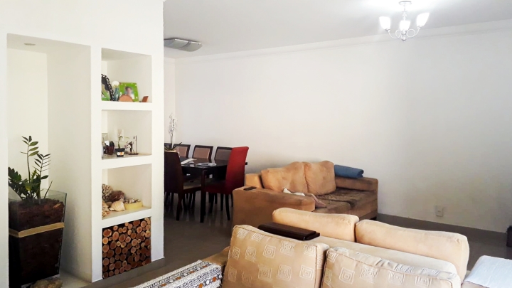 Casa de vila para venda! - Na Granja Julieta! Excelente localização!