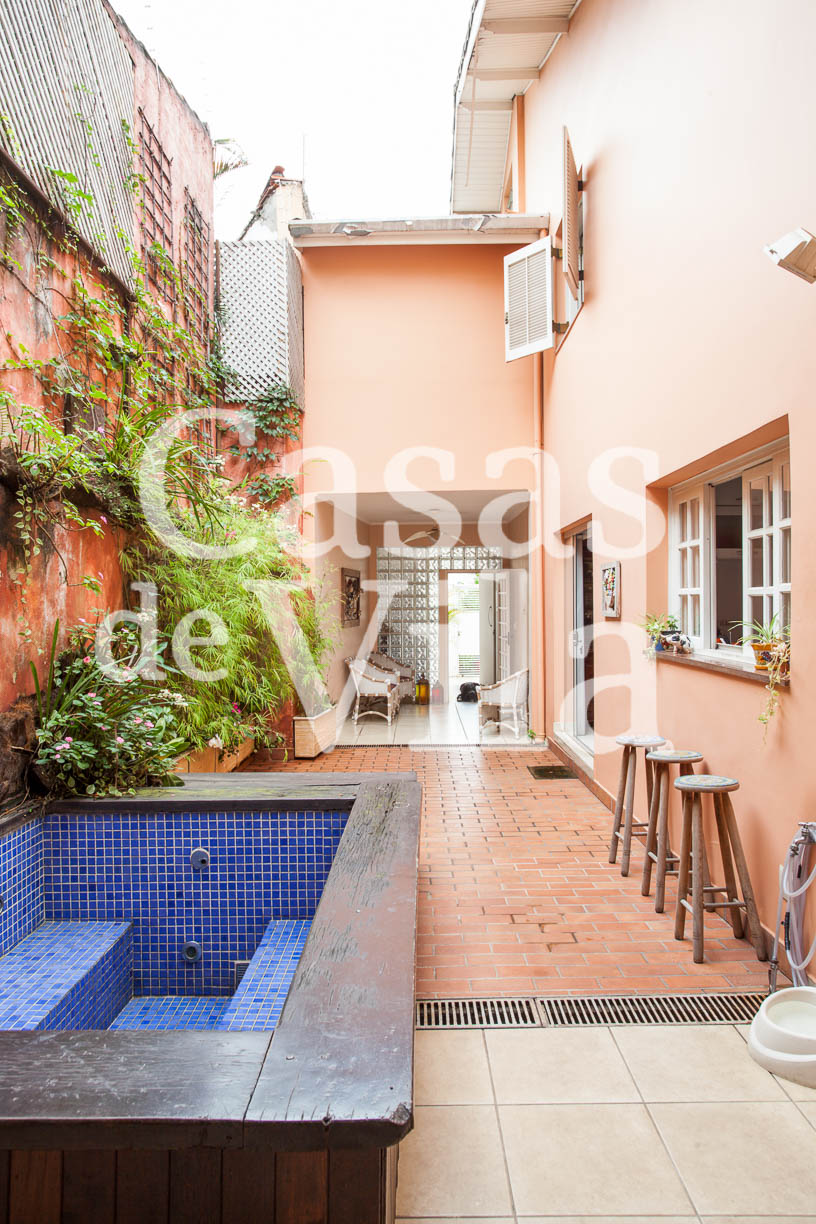 Uma casa de vila beeeeeemmmm confortável! - No Brooklin para venda!