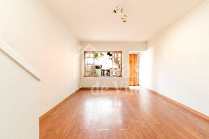 Casa de vila charmosa para venda! - Essa fica no tão sonhado Jardim Hípico!