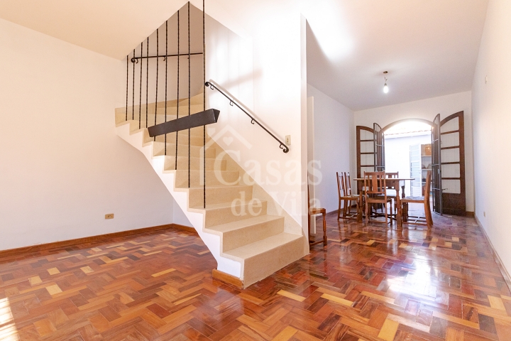 Casa de Vila a venda na Chácara Santo Antônio - Excelente localização!