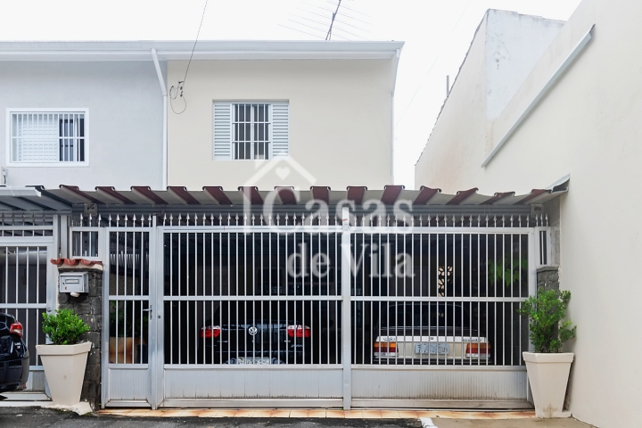 Casa de vila confortável para venda! - Na Chácara Santo Antônio!