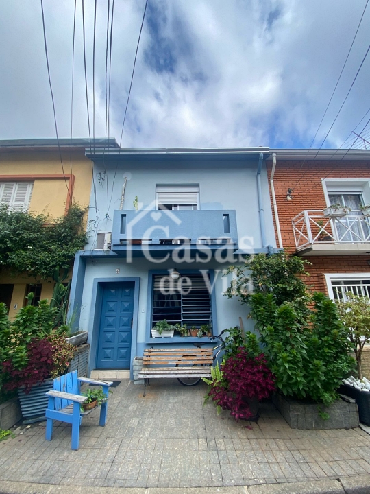 Uma graciosa casa de vila para venda! - Na Vila Olímpia! Ótima localização!