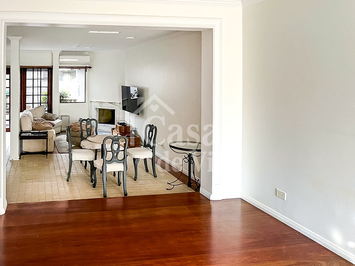 Bela casa de vila para para venda! - No Planalto Paulista! Excelente localização!