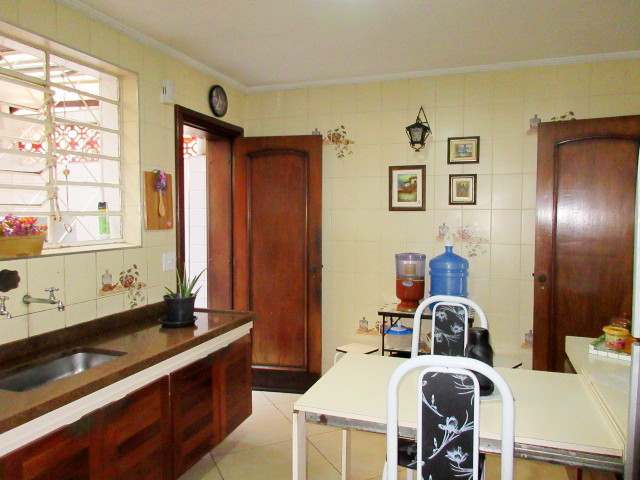Casa de vila para venda! - No Jardim Hípico!
