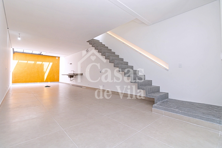 Casa de vila toda nova! - Para venda na Pompéia!