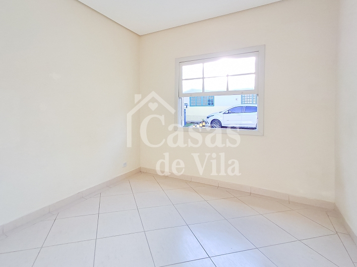 Casa de vila térrea para locação comercial! - Chácara Flora! Excelente localização!