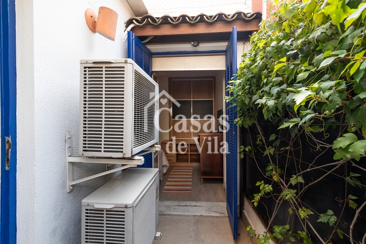 Uma graça de casa de vila para venda! - Na Vila Olímpia!