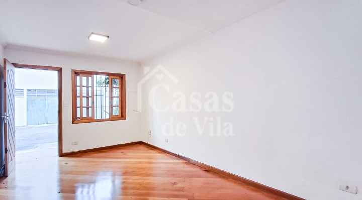 Casa de vila para venda e locação! - Excelente localização no Brooklin!