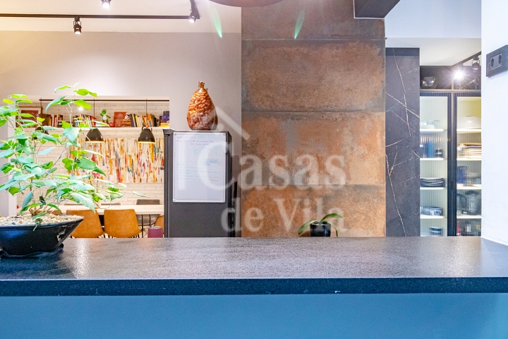 Linda casa de vila reformada para venda! - Em Perdizes!