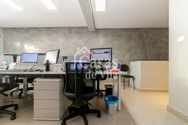 Casa de vila para venda ou locação! - No Cambuci! Configurada atualmente como escritório!