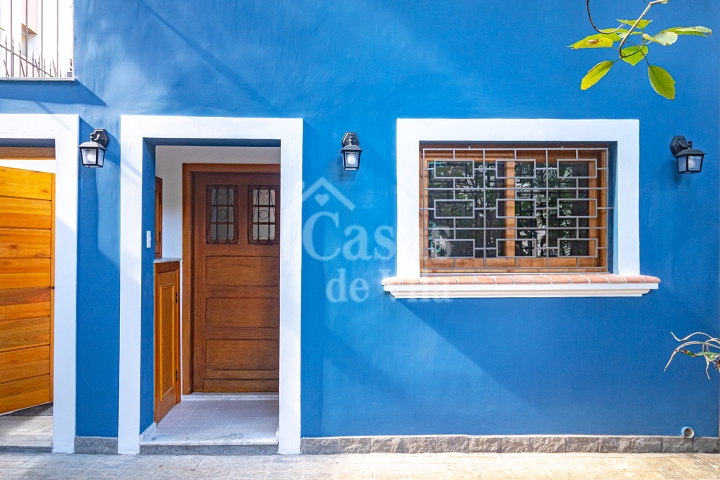 Toda reformada! Para venda ou locação! - Um sonho de casa de vila na Bela Vista!
