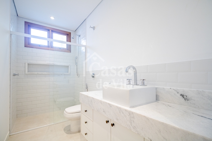 Toda reformada! Para venda ou locação! - Um sonho de casa de vila na Bela Vista!