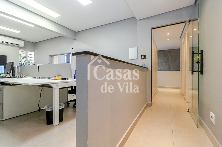 Casa de vila para venda ou locação! - No Cambuci! Configurada atualmente como escritório!