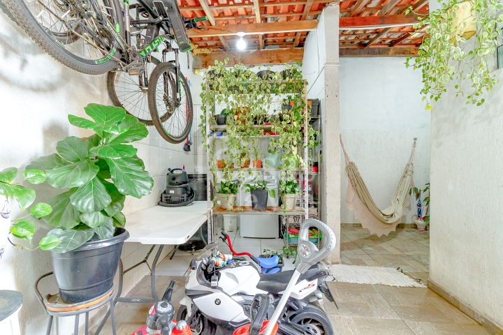 Graciosa casa de vila para venda! - Na Casa Verde!