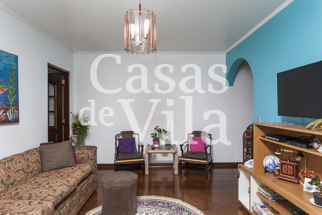 Casa de vila espaçosa! - Para venda ou locação! Em Perdizes! Ótima localização!