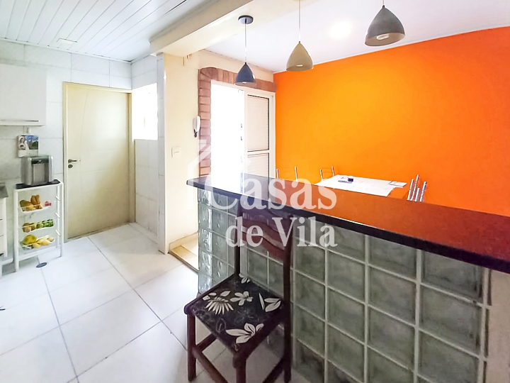 Casa de vila térrea para reforma à venda! - Em Indianópolis|Moema