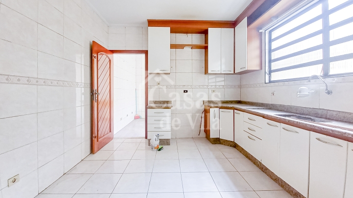 Casa de vila reformada para locação! - Em uma vila super bem localizada na Vila Nova Conceição | Itaim!