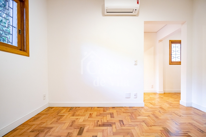 Toda reformada! Para venda ou locação! - Um sonho de casa de vila na Bela Vista!
