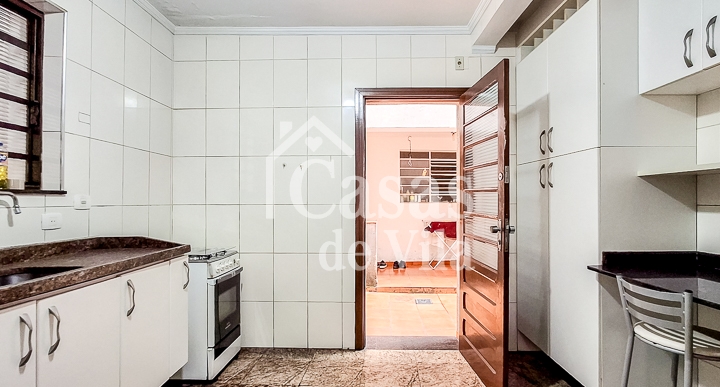 Casa de vila espaçosa para venda! - Na Vila Mariana!