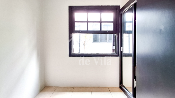 Casa de vila 'triplex' para locação! - Para alguns Vila Nova Conceição! Para outros Vila Olímpia!