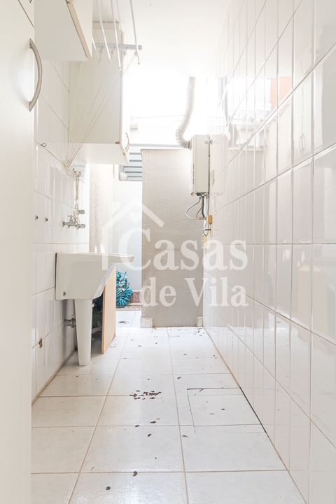 Casa de vila reformada para compra! - No Jardim Hípico!
