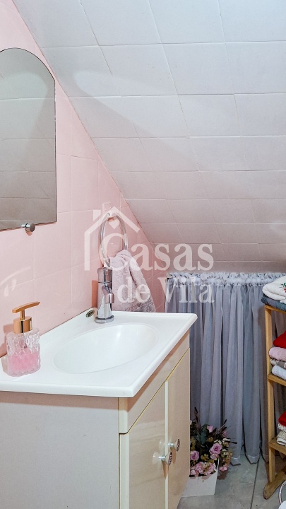 Casa de vila para venda com bom espaço! - Na Chácara Santo Antonio | Santo Amaro!