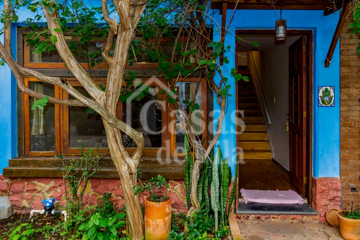 Casa de vila aconchegante para venda! - Na Vila Olímpia!