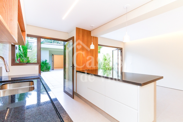 Casa de vila linda e toda nova para locação! - No Jardim Paulista! 